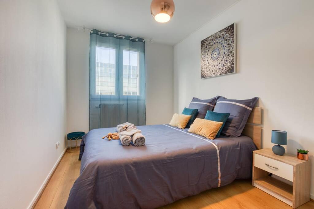 L'Elysee - Easy Check-In - Arrivee Autonome - Place Parking Privative - T2 Surequipe - Wifi - Netflix Apartment Courcouronnes Ngoại thất bức ảnh